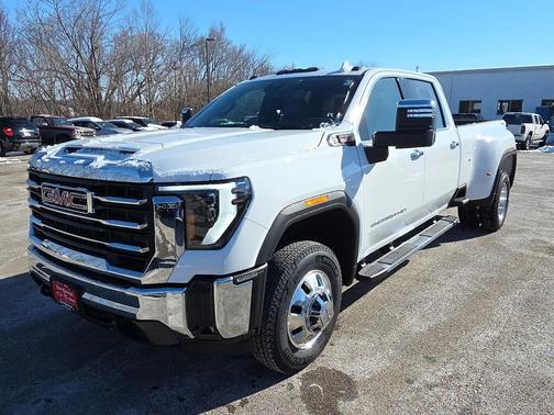 2026 GMC Sierra 3500 SLT