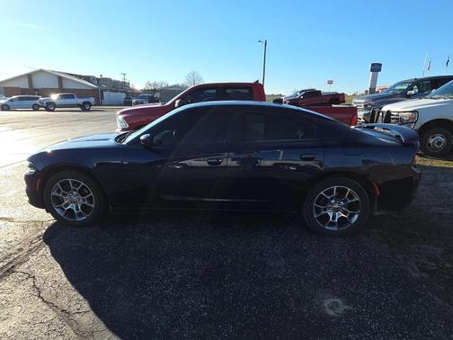 2016 Dodge Charger SXT