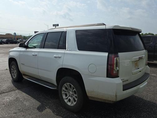 Summit White 2019 GMC Yukon SLT