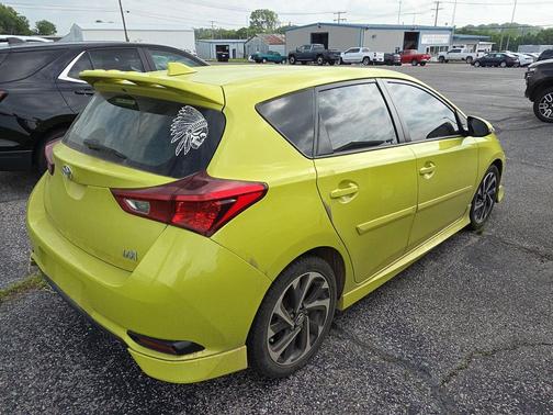 Spring Green 2018 Toyota Corolla iM Base