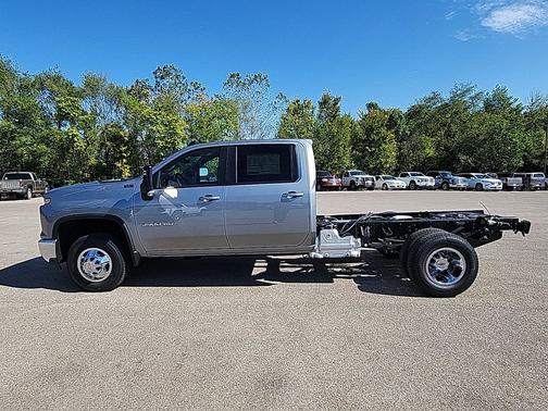 2026 Chevrolet Silverado 3500 LT