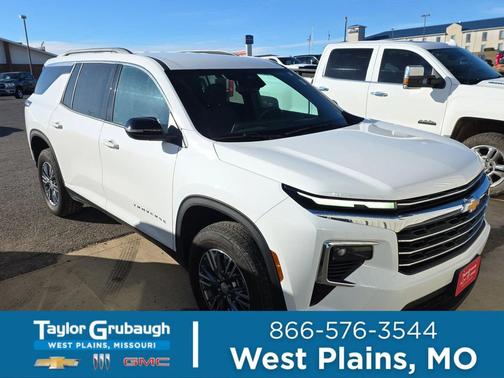 2025 Chevrolet Traverse LT