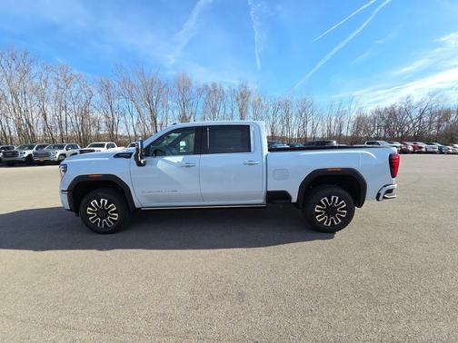 2026 GMC Sierra 3500 Denali