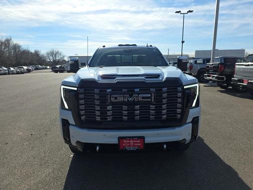 2026 GMC Sierra 3500 Denali