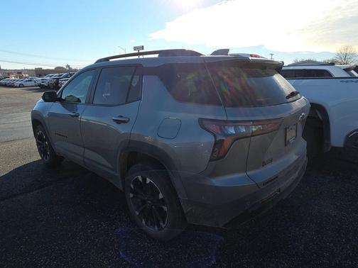 2025 Chevrolet Equinox FWD RS