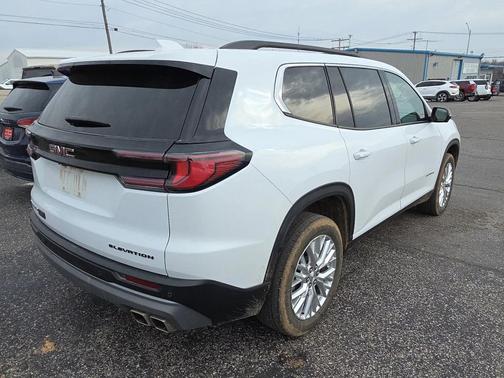 2024 GMC Acadia FWD Elevation