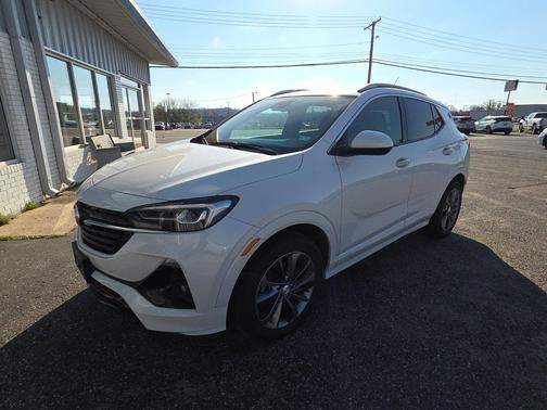 White Frost Tricoat 2022 Buick Encore GX Essence
