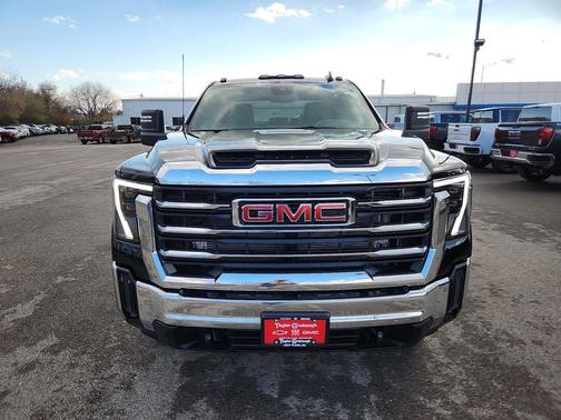 2026 GMC Sierra 3500 SLE