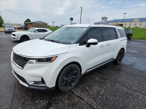2023 Kia Carnival SX