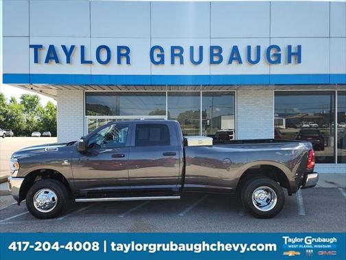 2024 RAM 3500 Tradesman Crew Cab 4x4 8' Box