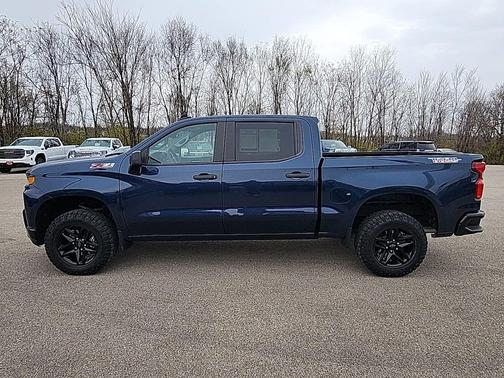 2022 Chevrolet Silverado 1500 Custom Trail Boss