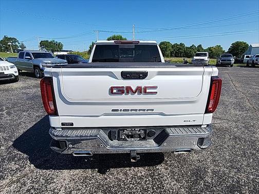 2024 GMC Sierra 1500 SLT