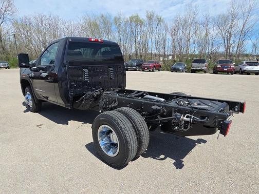 Titanium Rush Metallic 2026 GMC Sierra 3500 SLE