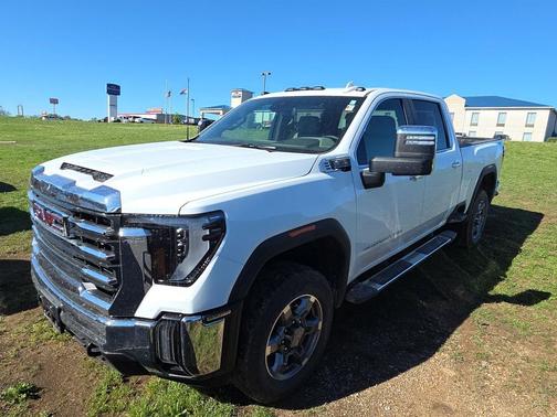 Summit White 2025 GMC Sierra 3500 SLT