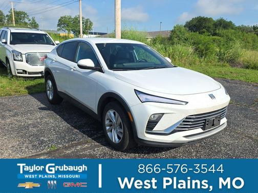 Summit White 2025 Buick Envista Preferred FWD
