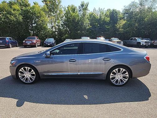 2018 Buick LaCrosse Avenir