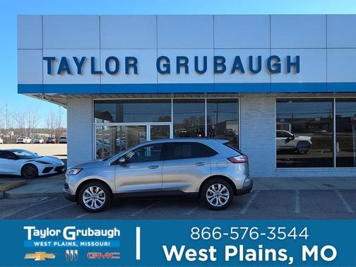 2022 Ford Edge Titanium