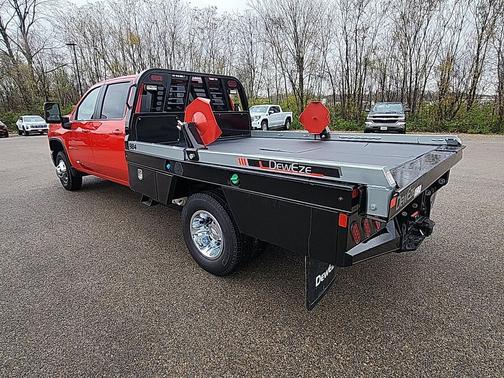 2025 Chevrolet Silverado 3500 LT