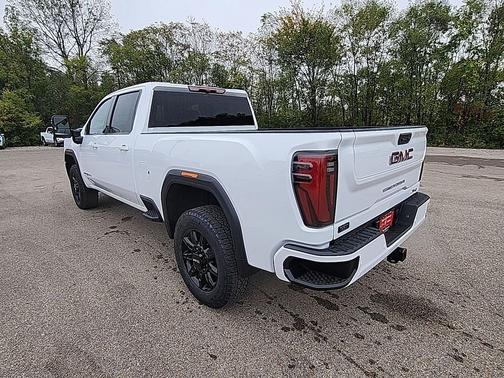 2026 GMC Sierra 2500 AT4