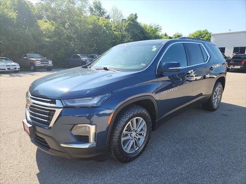 2022 Chevrolet Traverse LT Cloth