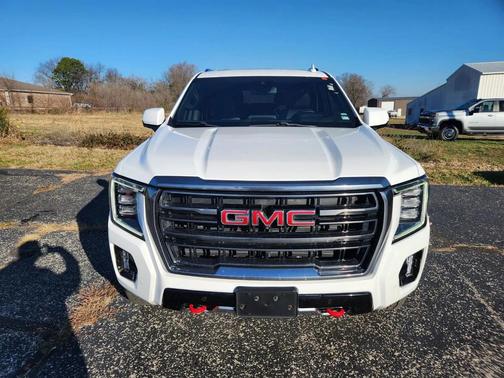 2023 GMC Yukon XL AT4