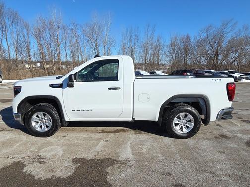 2025 GMC Sierra 1500 Pro