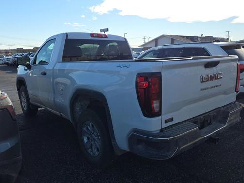 2025 GMC Sierra 1500 Pro