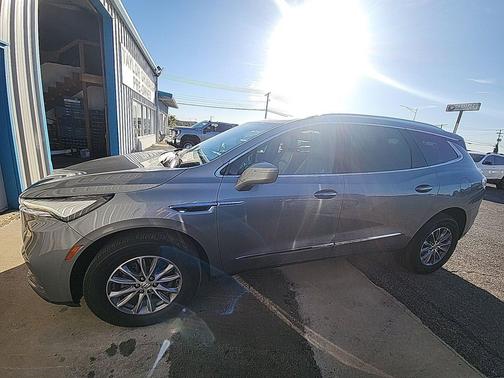 2024 Buick Enclave Premium FWD