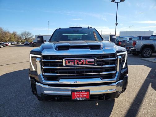 2026 GMC Sierra 2500 SLE