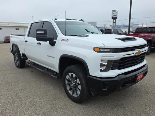 2024 Chevrolet Silverado 2500 Custom