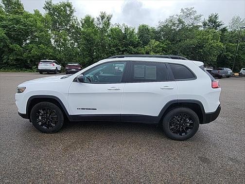 2023 Jeep Cherokee Altitude
