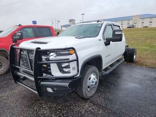 2023 Chevrolet Silverado 3500 LT