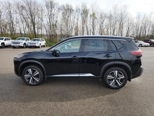 2022 Nissan Rogue SL