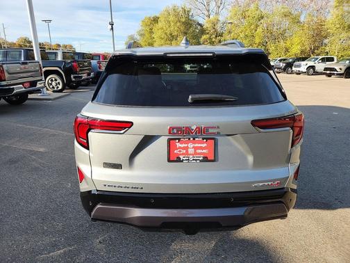 2026 GMC Terrain AWD AT4