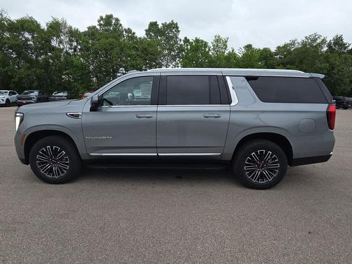 Sterling Metallic 2026 GMC Yukon XL 4WD Elevation