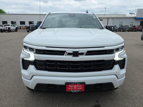 Summit White 2026 Chevrolet Silverado 1500 RST