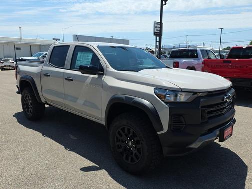 White Sands 2026 Chevrolet Colorado Trail Boss