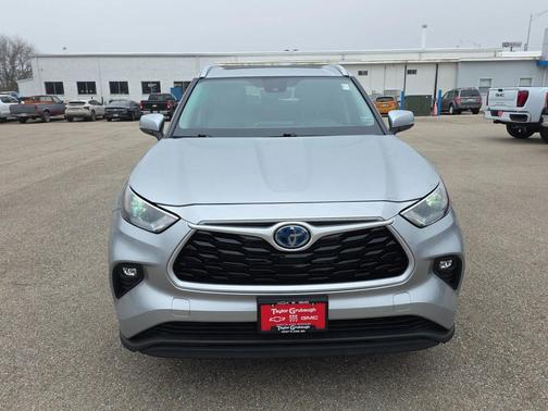 2023 Toyota Highlander Hybrid XLE