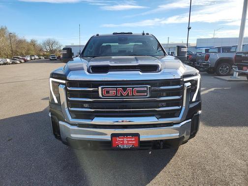 2026 GMC Sierra 3500 SLE