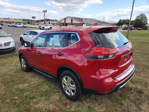 2017 Nissan Rogue S