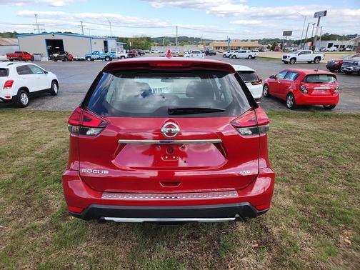 2017 Nissan Rogue S