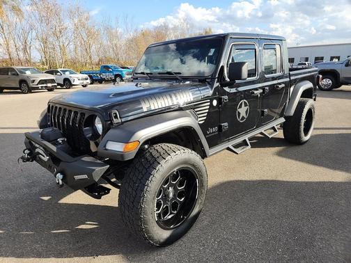 2021 Jeep Gladiator Sport S