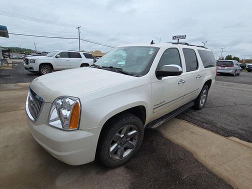 White Diamond Tricoat 2012 GMC Yukon XL 1500 SLT