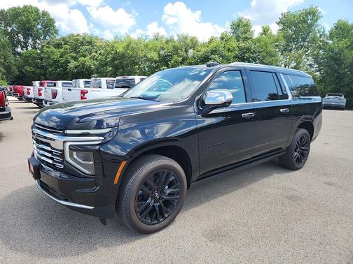 2025 Chevrolet Suburban Premier