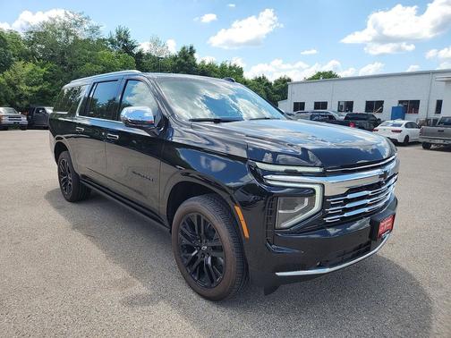 2025 Chevrolet Suburban Premier