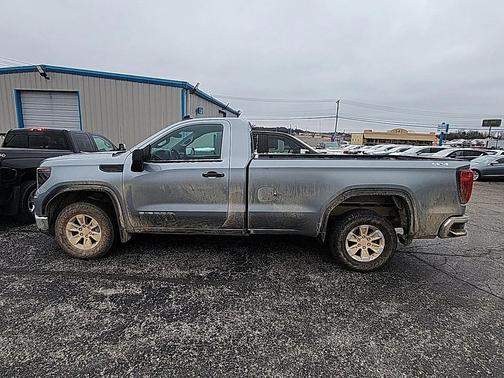 2025 GMC Sierra 1500 Pro
