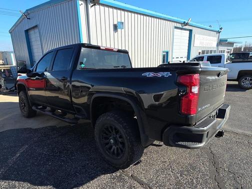 2023 Chevrolet Silverado 2500 Custom