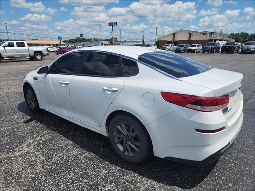 2020 Kia Optima LX