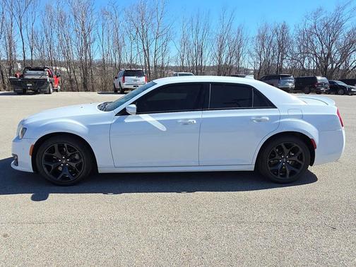 2021 Chrysler 300 S
