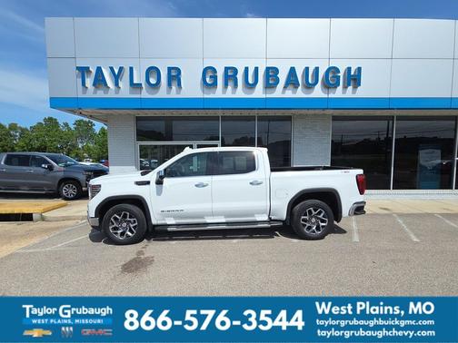 Summit White 2023 GMC Sierra 1500 SLT
